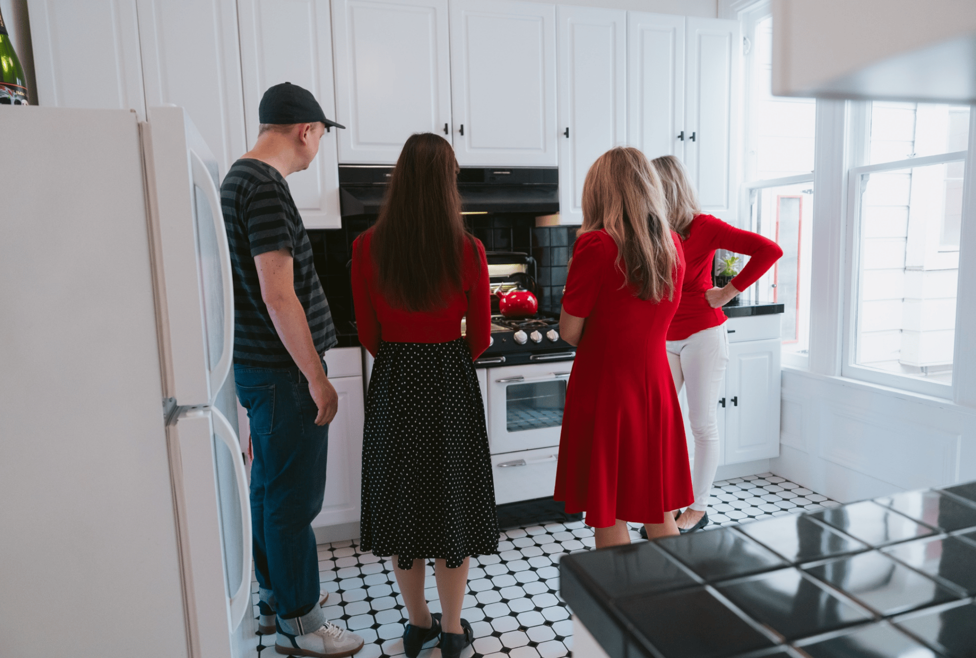 US Housing Market Shows Signs of Life After Mortgage Rates Fall