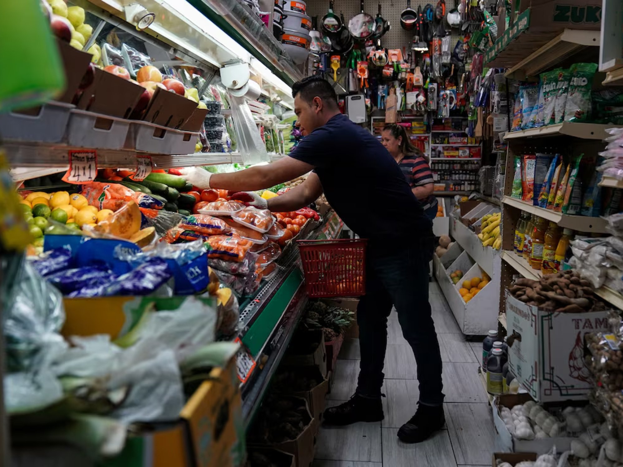 US second-quarter economic growth revised higher on consumer spending