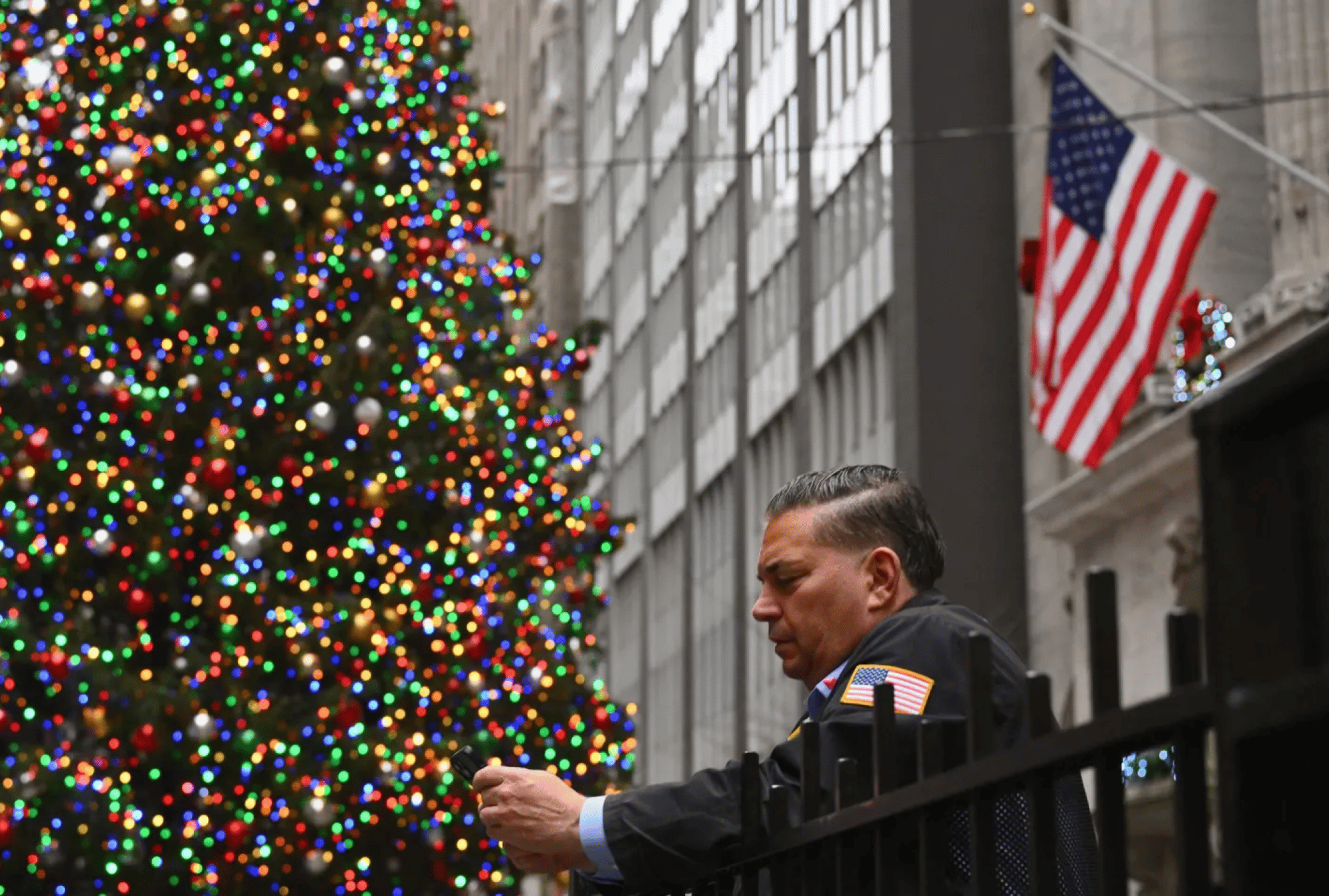 Wall Street_s expecting a soft landing in 2024 - but that doesn_t mean stocks will soar