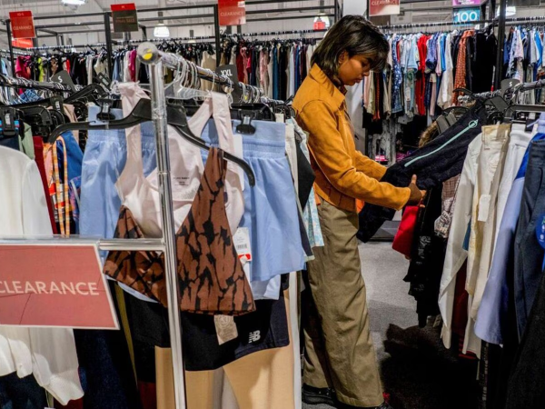 ‘Envy of the World’—U.S. Economy Expected to Keep Powering Higher