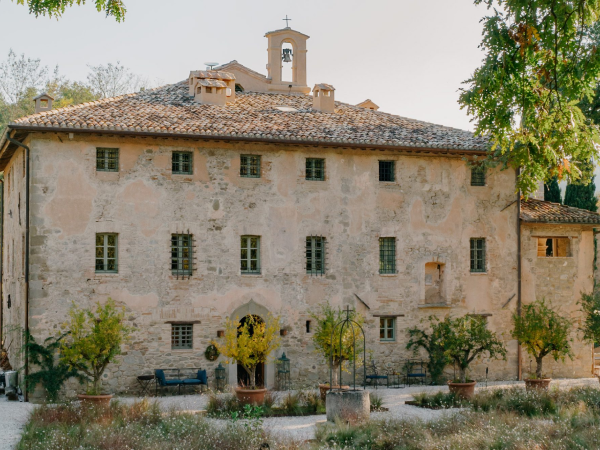 Archiloop converts 12th-century Italian monastery into hotel Vocabolo Moscatelli