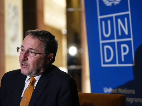Climate Leaders Debate Goal for Controlling Global Warming