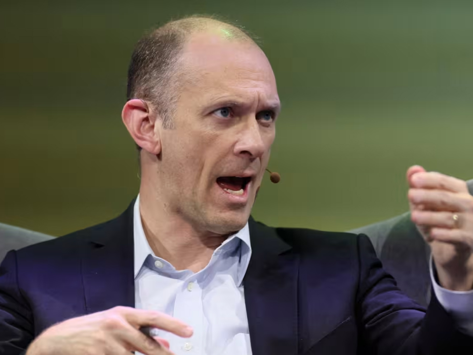 Federal Reserve officials move to reassure markets that US is not in recession